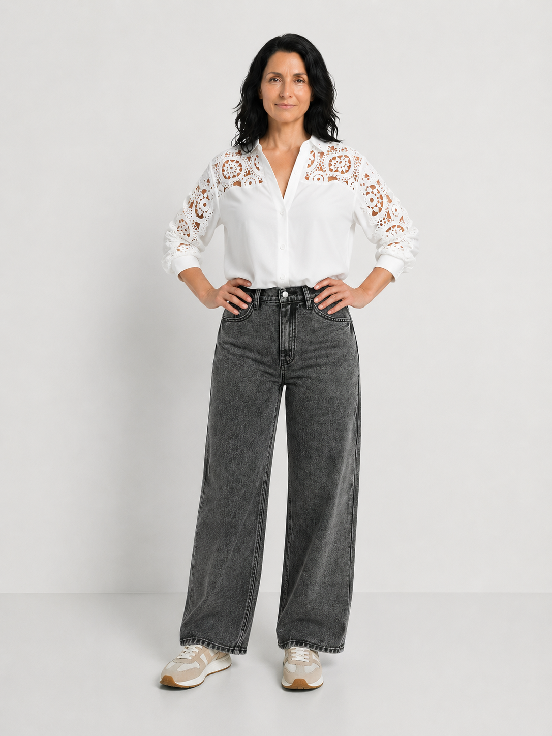 RAQUEL | BLUSA CON DETALLES DE ENCAJE