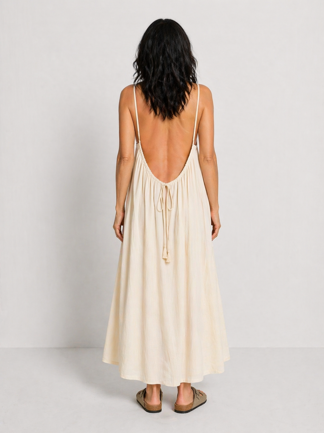 ALBA | VESTIDO MAXI DE LÍNEA FLUIDA