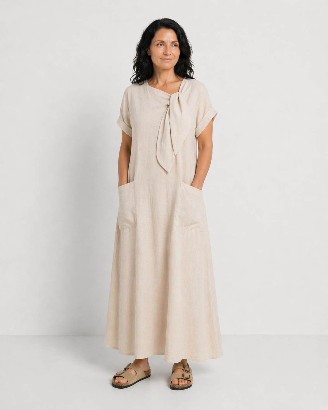 CARMEN | VESTIDO MAXI CON CUELLO REDONDO Y BOLSILLOS