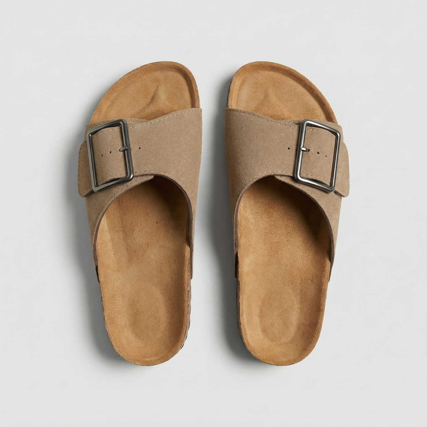 BLANCA | SANDALIAS PLANAS DE ESTILO ELEGANTE