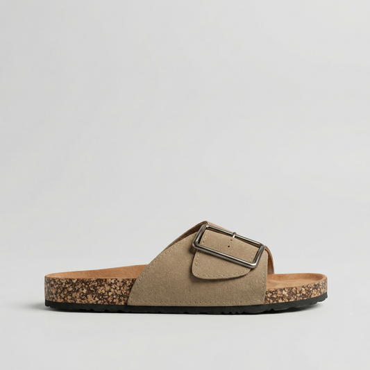 BLANCA | SANDALIAS PLANAS DE ESTILO ELEGANTE