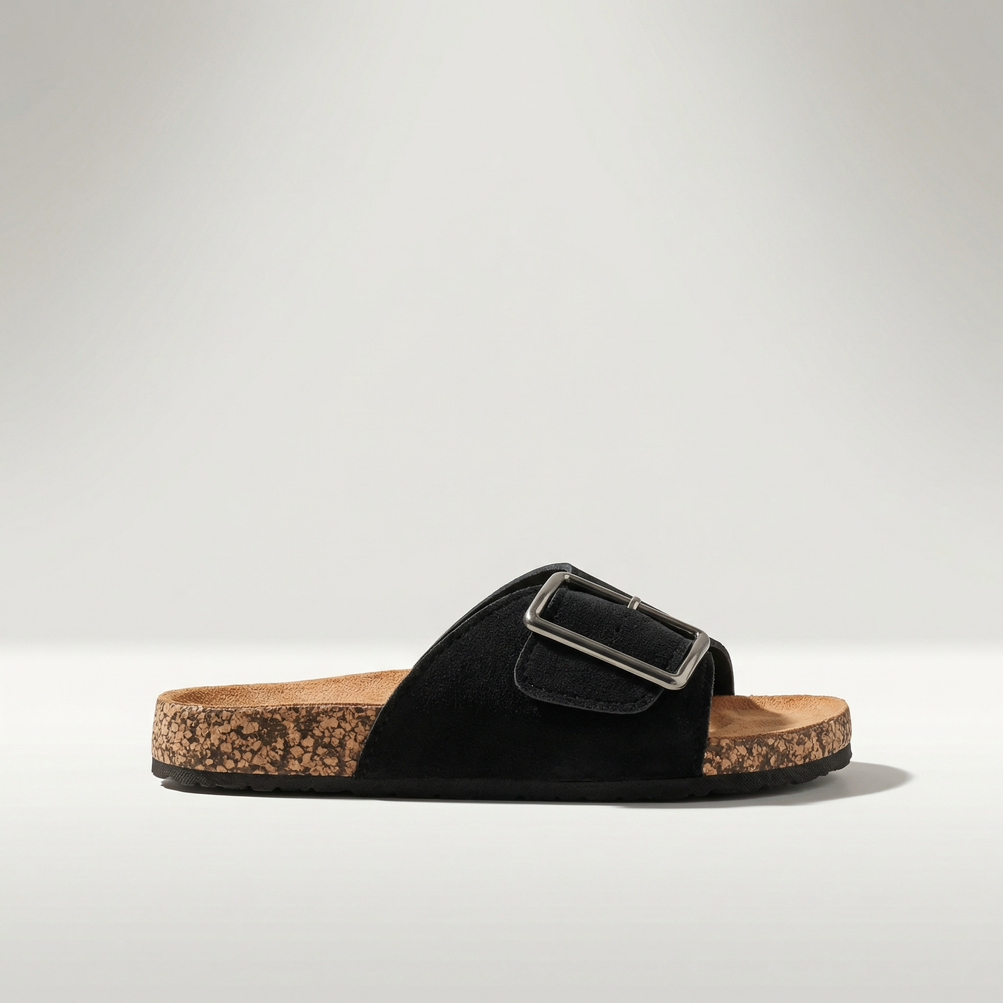 BLANCA | SANDALIAS PLANAS DE ESTILO ELEGANTE