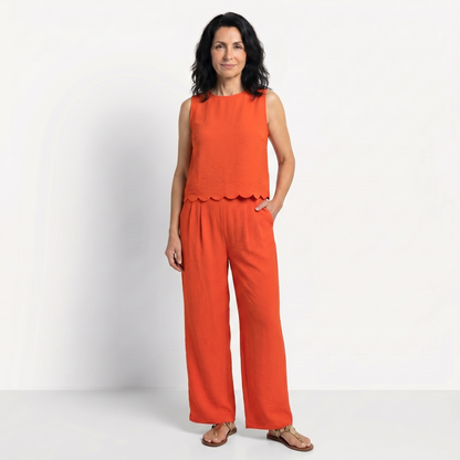 MARIBEL | CONJUNTO HOLGADO Y ELEGANTE CON DETALLE DE LAZO
